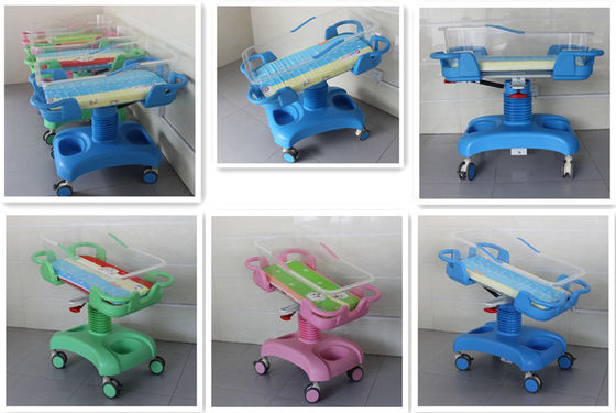 Rumah Sakit Medis Baby Trolley Tempat tidur Rumah Penggunaan ABS Basin Steel Frame